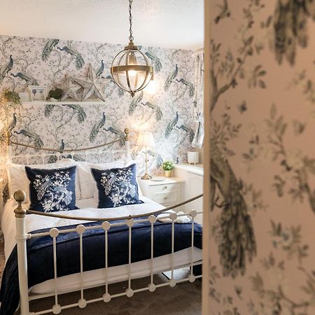 Peacock Room At Field View Cottage Eccleston  Eksteriør billede