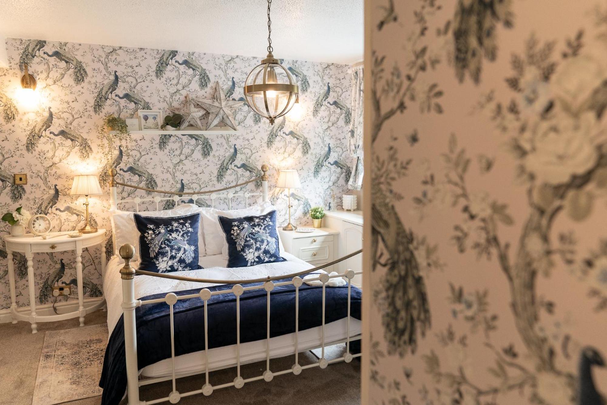 Peacock Room At Field View Cottage Eccleston  Eksteriør billede